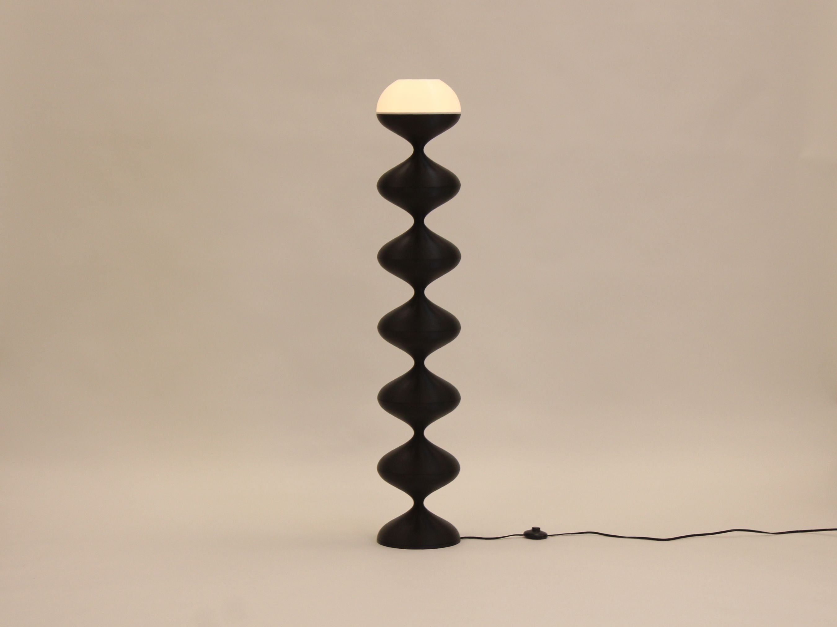 Obsidian Black Squiggle Lamp
